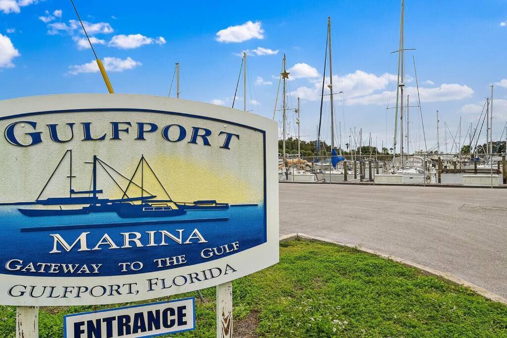 Holiday home Quaint Gulfport *